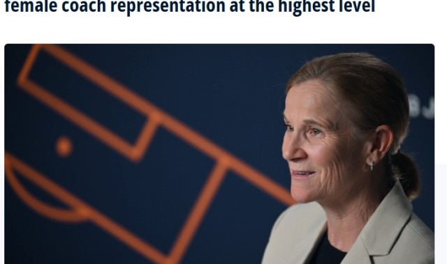 FIFA官方：旗下所有女足赛事的参赛球队 必须至少配备1名女性教练