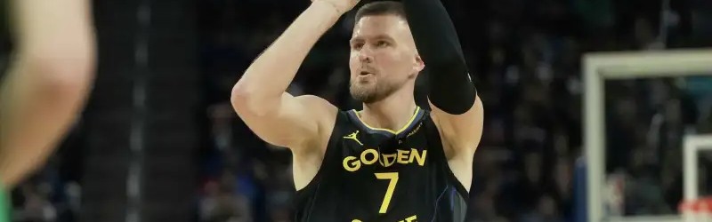 Slater：波尔津吉斯已随队前往休斯顿，是否出战尚未确定