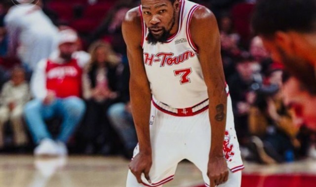 九州体育官方网站-杜兰特超传奇独享历史第6，小贾32分阿门20+7+6，火箭复仇西部倒1|凯文·杜兰特|鹈鹕|申京|贾巴里|史密斯_新浪体育_新浪新闻